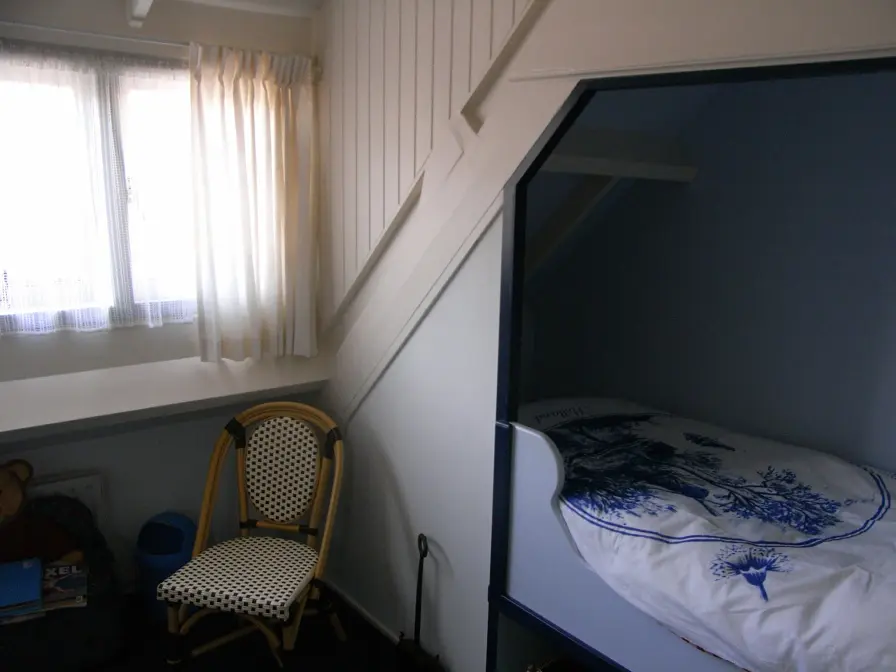 B&B 't Waalderhofje - Eenpersoonskamer met bedstee