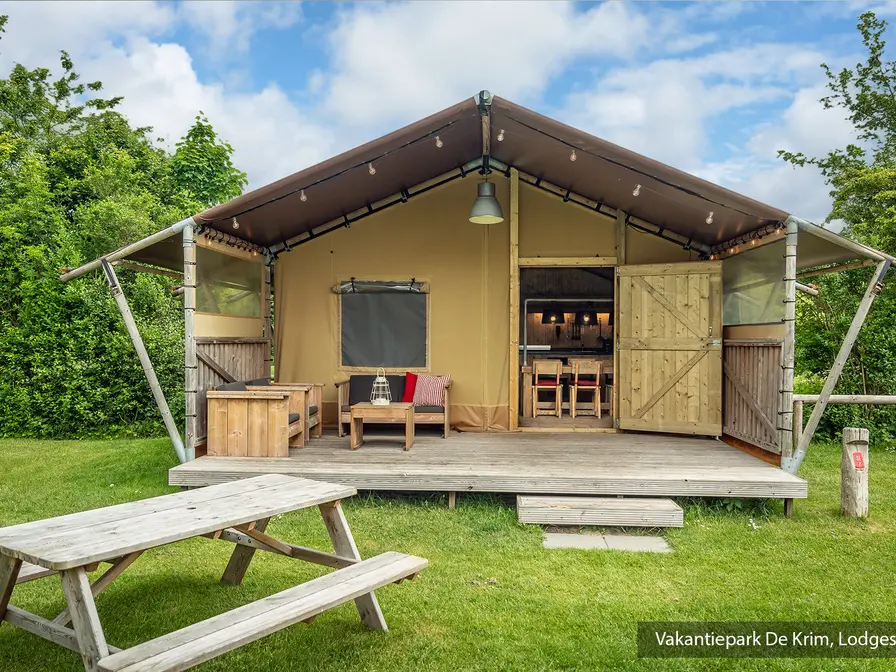 Safari Lodge met badkamer